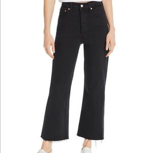 Levi’s Ribcage flare in black 24